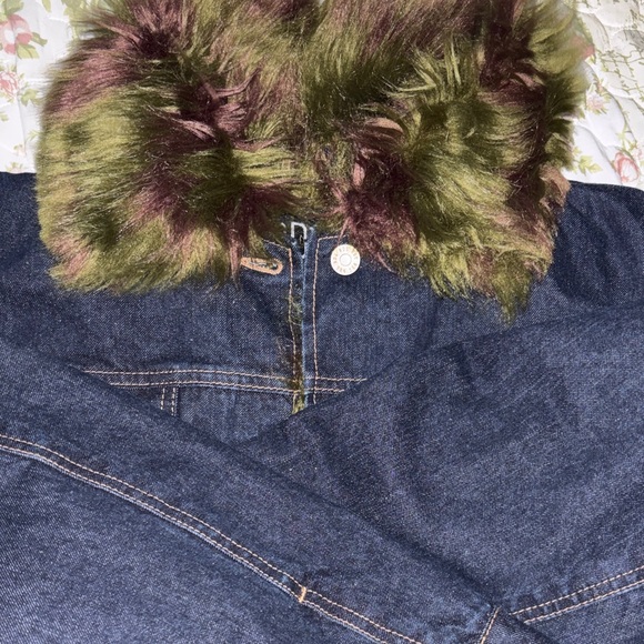 Urban Outfitters M/L Faux Fur Jean Jacket - Picture 2 of 5